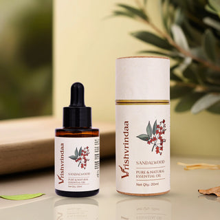 Pure sandalwood essential oil rich in alpha‑santalol for aromatherapy and skincare