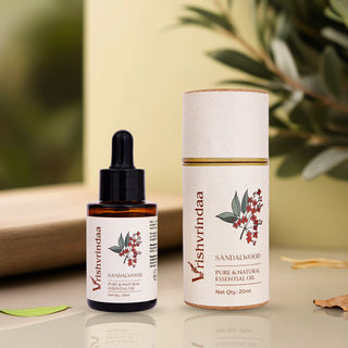 Pure sandalwood essential oil rich in alpha‑santalol for aromatherapy and skincare
